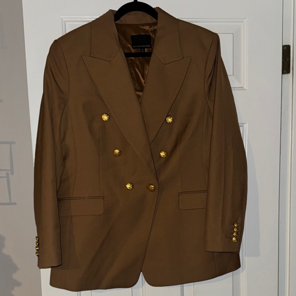 Banana Republic  Captains blazer Brown Blazer with Gold Buttons